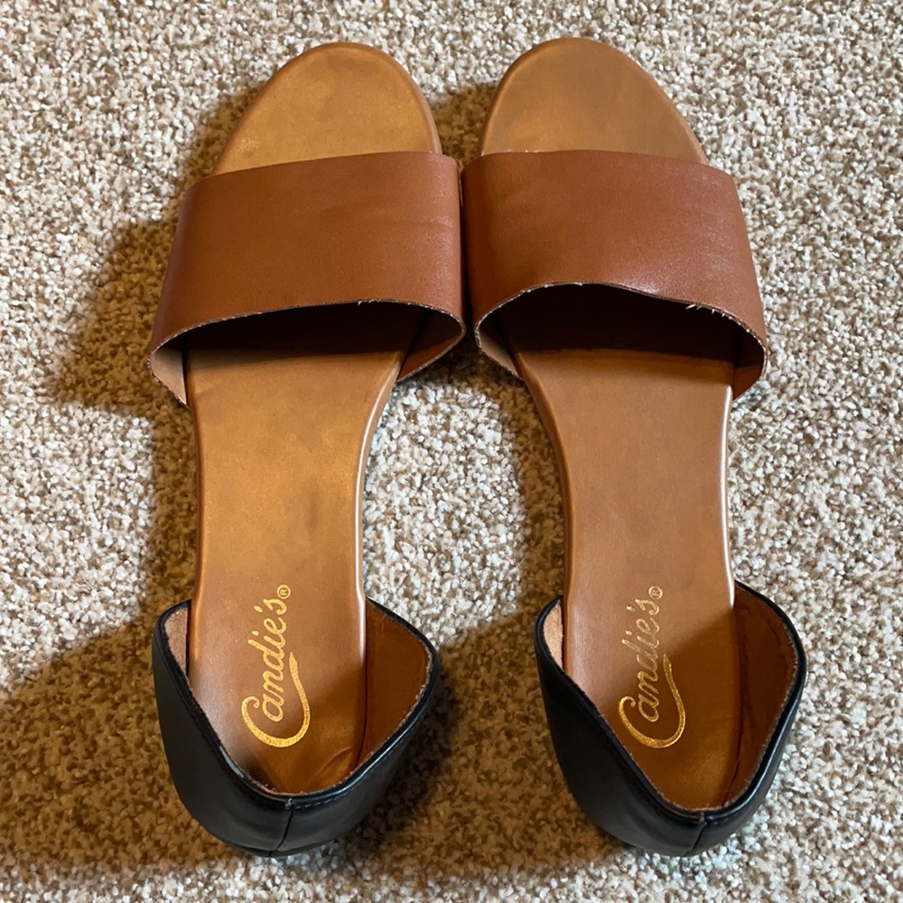 Candie’s leather sandals
